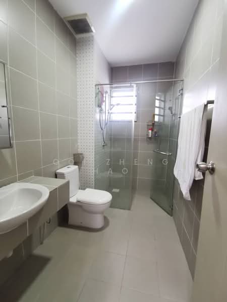 Taman Titi Heights untuk Untuk Disewa - RM 1,500 /bulan, Mac 2026 - Bathroom - PropertyGuru.com.my