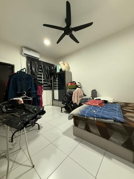 2-storey Terraced House for Sale in Taman Austin Duta (Tebrau) - Sharon Ng - Bedroom - PropertyGuru.com.my