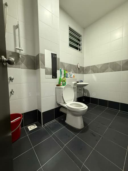 2-storey Terraced House for Sale in Taman Austin Duta (Tebrau) - Sharon Ng - Bathroom - PropertyGuru.com.my