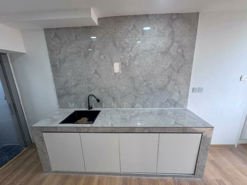 Flat for Sale at Flat Temenggong - Melinda Ee - Kitchen - PropertyGuru.com.my