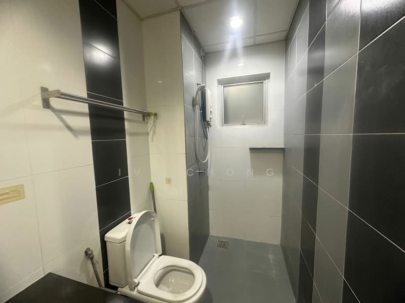 Condominium for Rent at The Wharf Residence - Ivy Chong - Bathroom - PropertyGuru.com.my