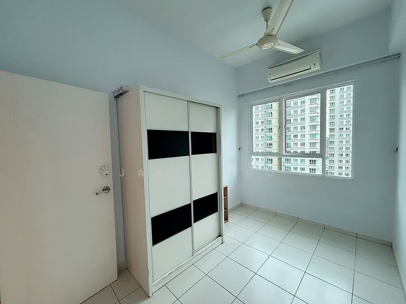 Condominium for Sale at One Imperial - Jake Khoo - Bedroom - PropertyGuru.com.my