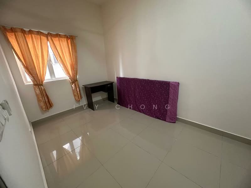 Kondominium untuk Disewa di The Wharf Residence - Ivy Chong - Bedroom - PropertyGuru.com.my