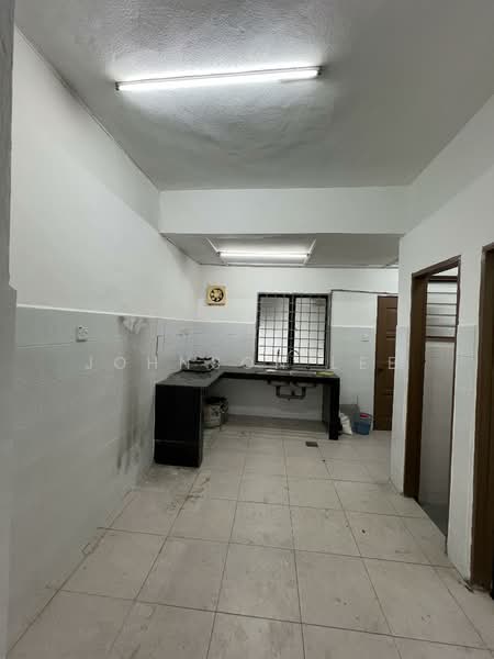2-storey Terraced House for Sale in Taman Kencana (Ampang) - Johnson Lee - Kitchen - PropertyGuru.com.my