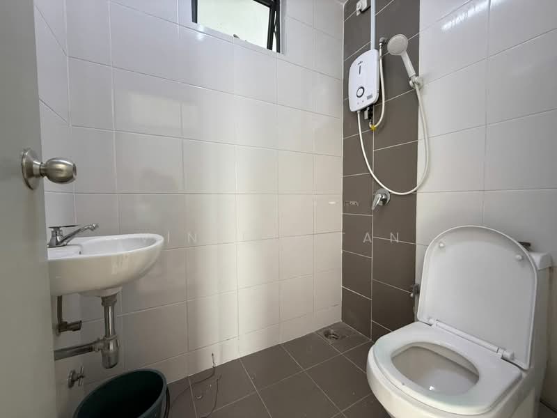 Condominium for Rent at Legendview - Vincent Tan - Bathroom - PropertyGuru.com.my