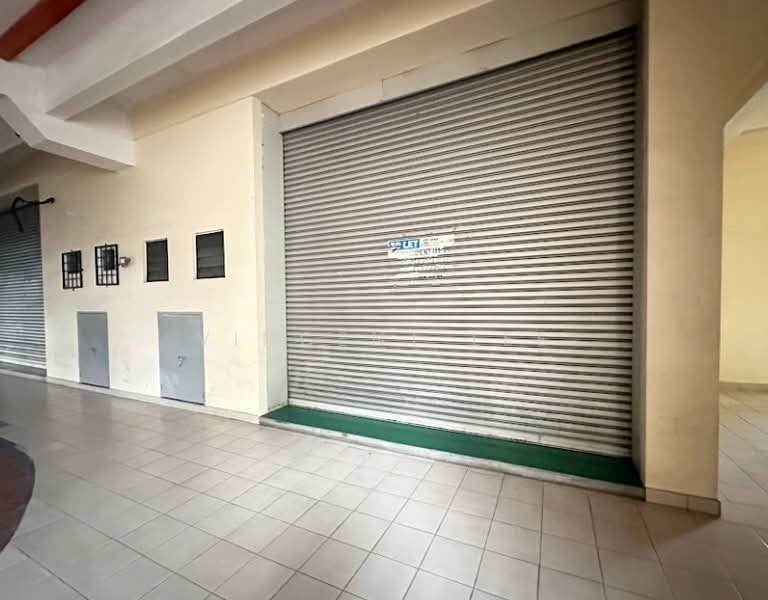 Shop / Office for Sale in Bandar Utama 5 (Bandar Utama) - Vincent Lee - Exterior - PropertyGuru.com.my