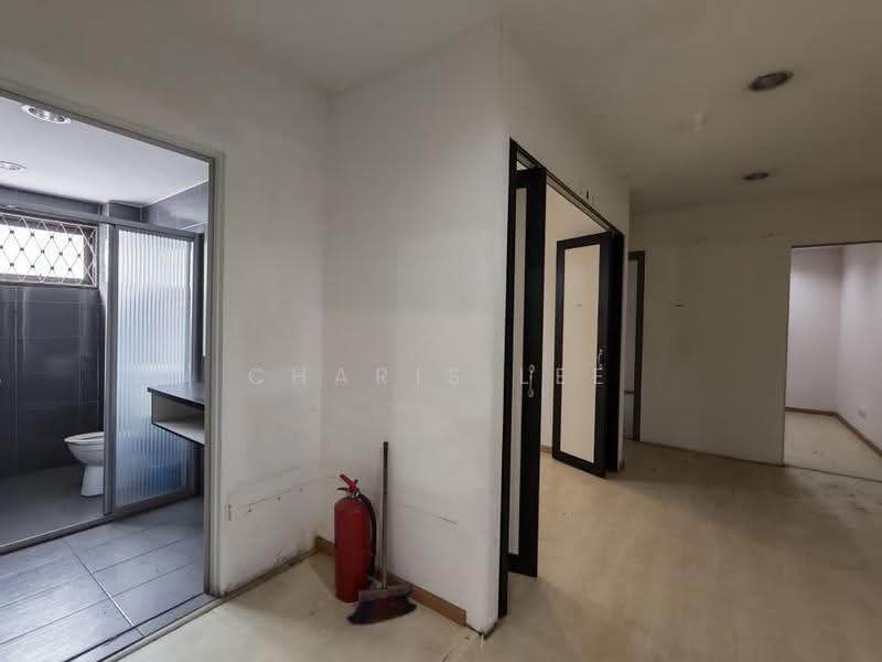 Banglo Komersial untuk Dijual di Bangsar Baru (Bangsar) - Charis Lee - Bathroom - PropertyGuru.com.my