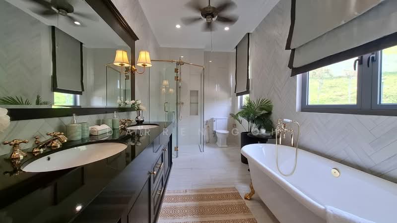 Semi-Detached House for Sale in Taman Sri Ukay (Ulu Kelang) - Darren Goh - Bathroom - PropertyGuru.com.my