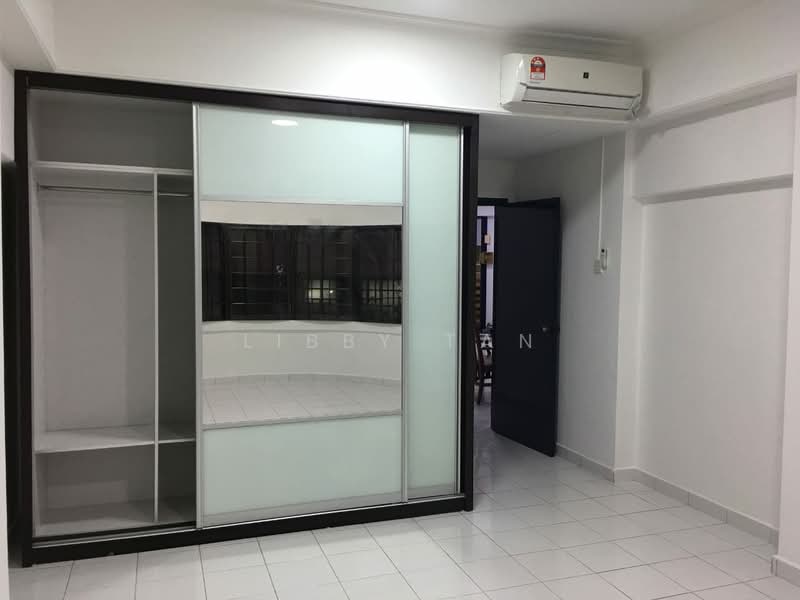 Condominium for Sale at Villa Puteri - Libby Tan - Bedroom - PropertyGuru.com.my