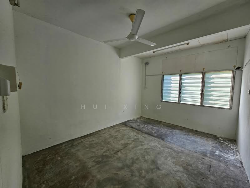 Rumah Teres untuk Dijual di Island Glades (Jelutong) - Hui Xing - PropertyGuru.com.my