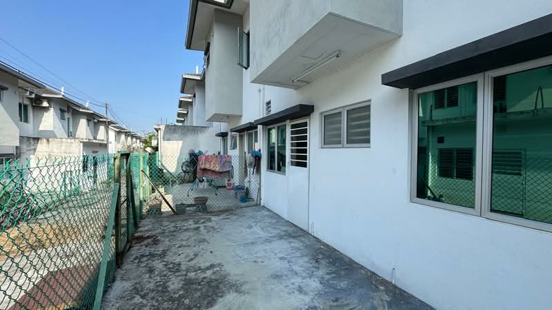 Taman Pelangi Semenyih 2 untuk Untuk Dijual - RM 460,000, Apr 2026 - Exterior - PropertyGuru.com.my