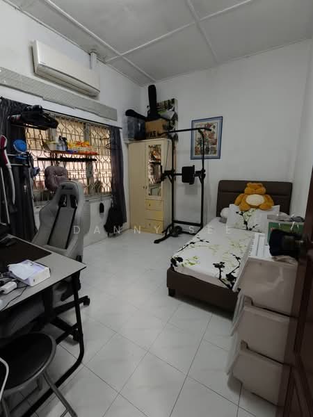 1-storey Terraced House for Sale in Taman Kulai Jaya (Kulai) - Danny See - Bedroom - PropertyGuru.com.my