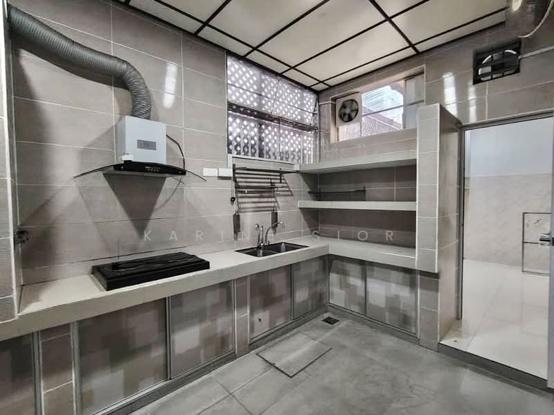 Cluster House for Sale in Horizon Hills (Iskandar Puteri (Nusajaya)) - Karine Sior - Kitchen - PropertyGuru.com.my