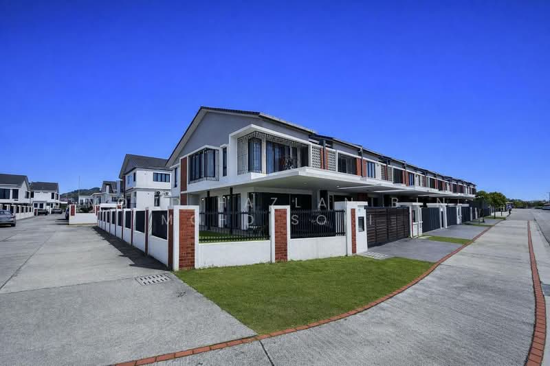 2-storey Terraced House for Sale in Elmina (Shah Alam) - Mohd Hazlan bin Mohd Sopi - Exterior - PropertyGuru.com.my