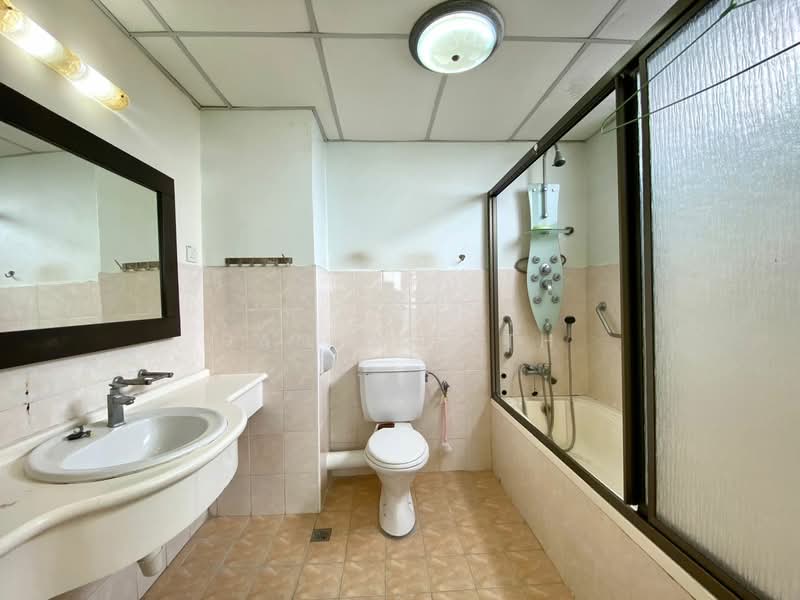 Condominium for Sale at Straits Regency - Panya Rith - Bathroom - PropertyGuru.com.my