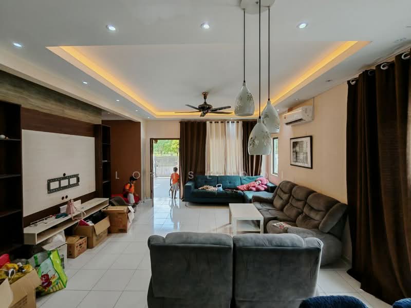 2-storey Terraced House for Sale in Shah Alam (Selangor) - Louise Ooi - Living Room - PropertyGuru.com.my