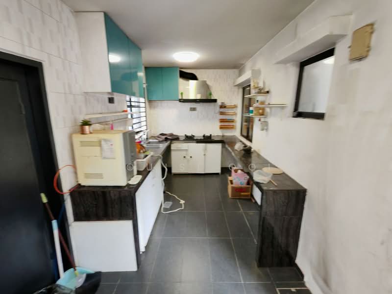 2-storey Terraced House for Sale in Shah Alam (Selangor) - Louise Ooi - Kitchen - PropertyGuru.com.my