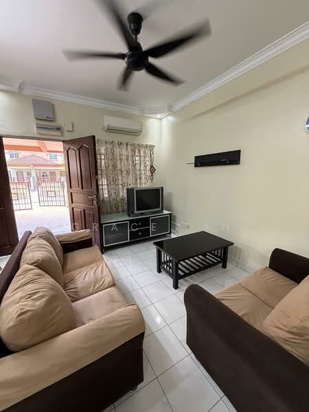 2-storey Terraced House for Sale in Setia Impian (Setia Alam) - Grace Tan - Living Room - PropertyGuru.com.my