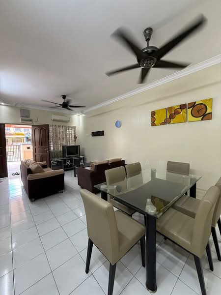 2-storey Terraced House for Sale in Setia Impian (Setia Alam) - Grace Tan - Living Room - PropertyGuru.com.my