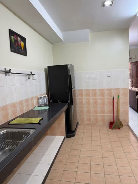 2-storey Terraced House for Sale in Setia Impian (Setia Alam) - Grace Tan - Kitchen - PropertyGuru.com.my