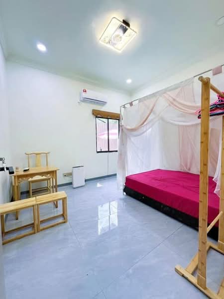 Semi-Detached House for Sale in Taman Abad (Johor Bahru) - Shawn Lim - Bedroom - PropertyGuru.com.my