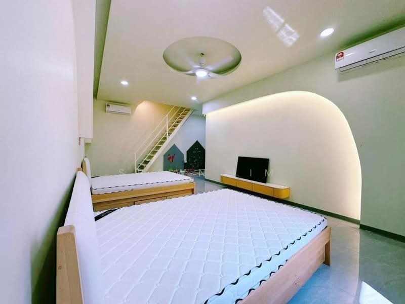 Semi-Detached House for Sale in Taman Abad (Johor Bahru) - Shawn Lim - PropertyGuru.com.my