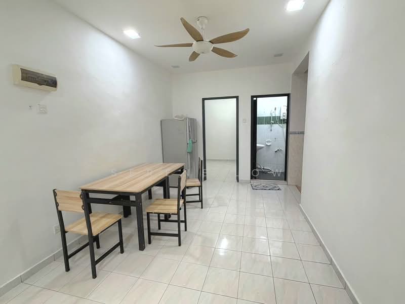 Apartment for Sale at Sri Awana Townhouse - Serene Low - Dining Room - PropertyGuru.com.my