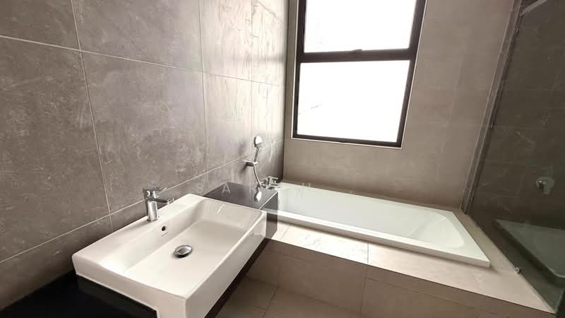 2-storey Terraced House for Rent in Setia Eco Glades (Cyberjaya) - Sarah . - Bathroom - PropertyGuru.com.my