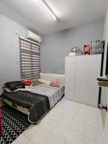 2-storey Terraced House for Sale in Bandar Putra (Kulai) - Iden Tan - Bedroom - PropertyGuru.com.my