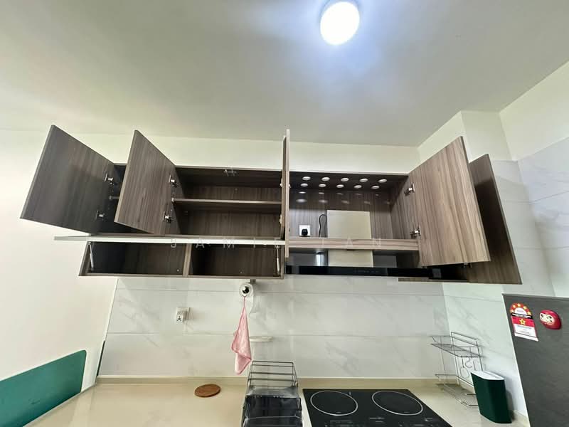 Service Residence for Sale at Country Garden Central Park - Jamie Tan - Kitchen - PropertyGuru.com.my