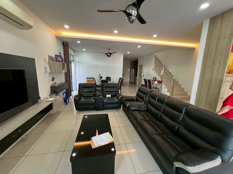 Cluster House for Sale in Setia Tropika (Johor Bahru) - Marcus Thye - Living Room - PropertyGuru.com.my