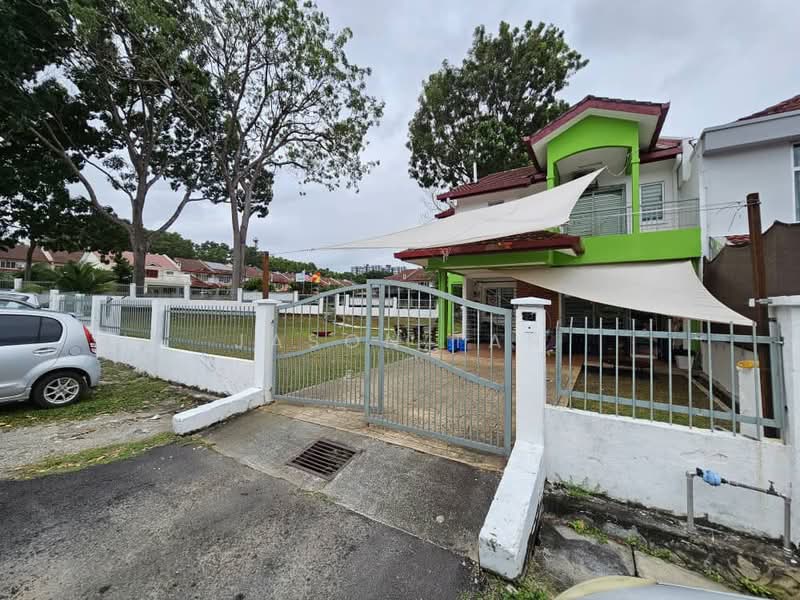 2-storey Terraced House for Sale in TAMAN PUCHONG UTAMA (Puchong) - Jason Tan - Exterior - PropertyGuru.com.my