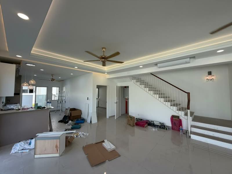 Rumah Teres 2 Tingkat untuk Disewa di Bandar Gamuda Cove (Dengkil) - SY Lee - Living Room - PropertyGuru.com.my
