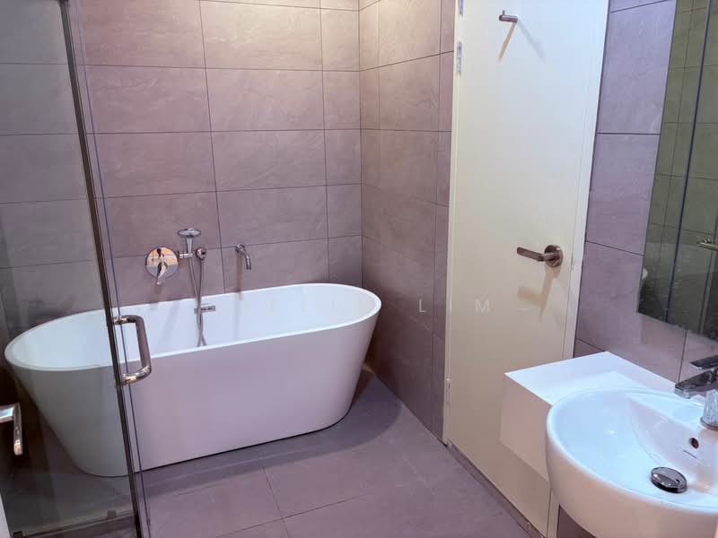 Service Residence for Rent at Dorsett Waterfront Subang - Edelin Lim - Bathroom - PropertyGuru.com.my