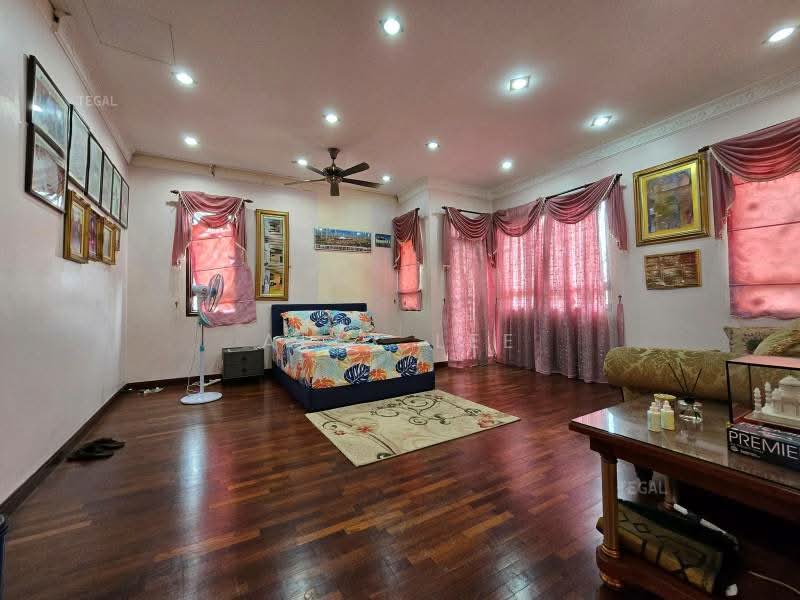 Bungalow for Sale in Klang (Selangor) - Alex Lee - Bedroom - PropertyGuru.com.my