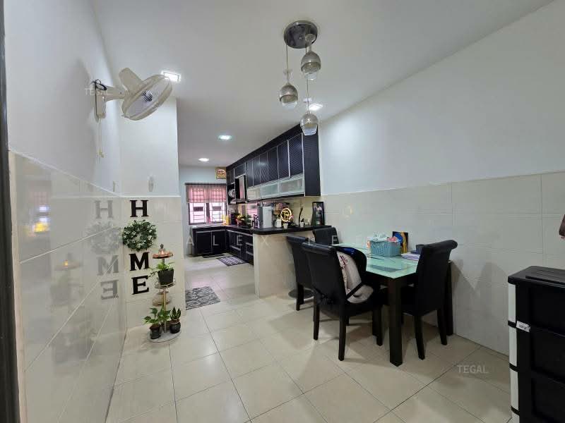 Bandar Puteri Klang untuk Untuk Dijual - RM 599,000, Mac 2026 - Kitchen - PropertyGuru.com.my