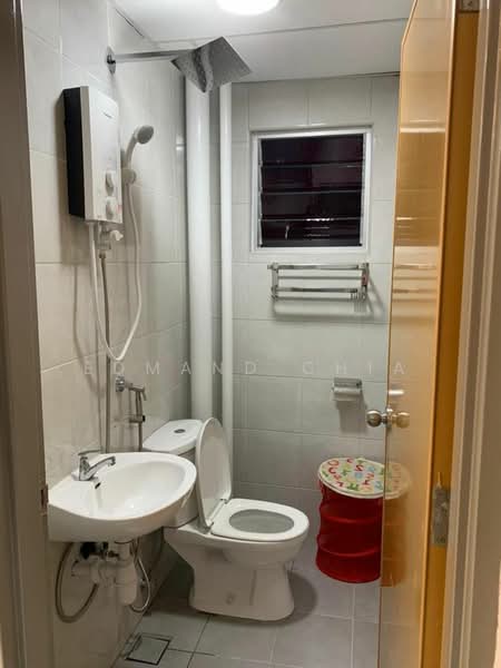 Residensi Medan untuk Untuk Disewa - RM 1,900 /bulan, Mac 2026 - Bathroom - PropertyGuru.com.my