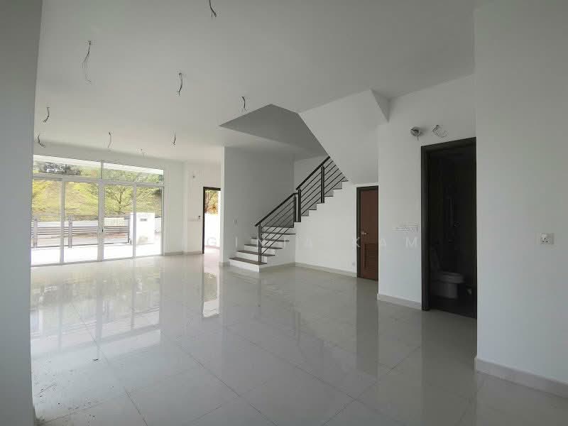 Semi-Detached House for Sale in Kerian (Perak) - Virginia Kam - Living Room - PropertyGuru.com.my