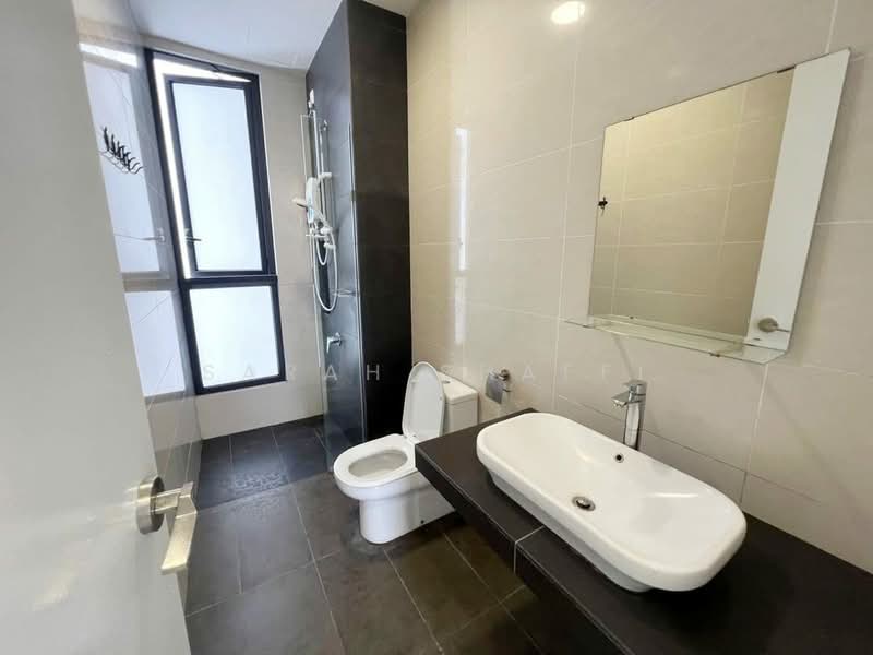 Apartment for Sale at Eco Nest @ Eco Botanic - Sarah Shaffi - Bathroom - PropertyGuru.com.my