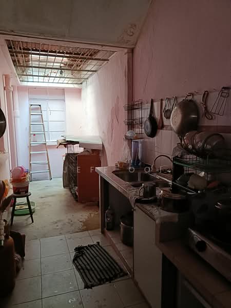2-storey Terraced House for Sale in Dato Keramat (George Town) - Jeff Ooi - Kitchen - PropertyGuru.com.my