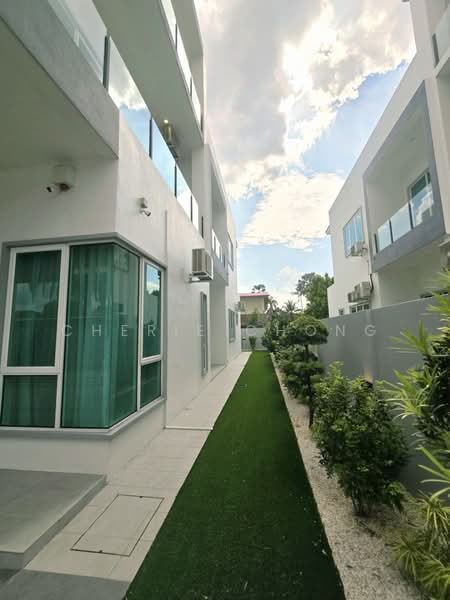 Semi-Detached House for Sale in Ipoh (Perak) - Cherie Chong - Exterior - PropertyGuru.com.my