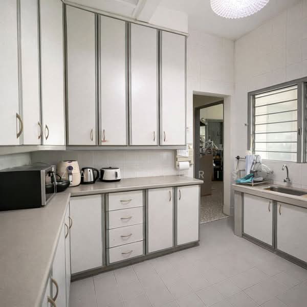 Bangsar untuk Untuk Dijual - RM 5,800,000, Mac 2026 - Kitchen - PropertyGuru.com.my