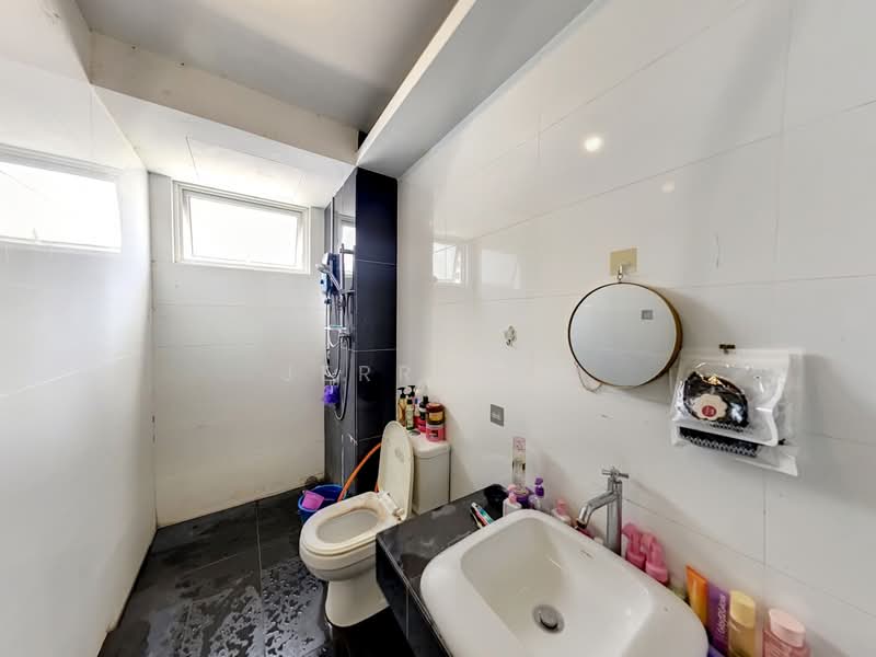 Condominium for Sale at The Clovers - Jerry So - Bathroom - PropertyGuru.com.my