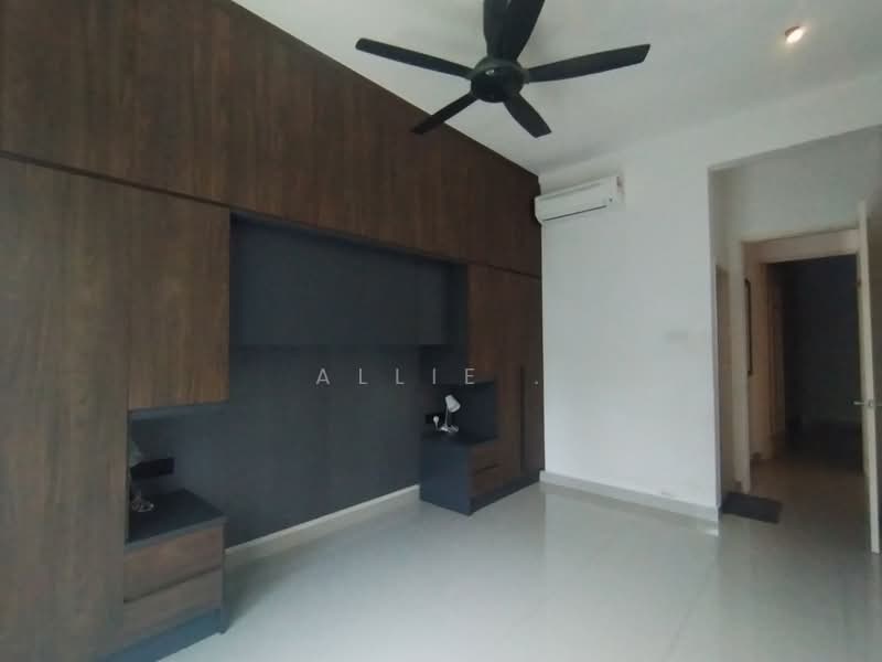 Subang Parkhomes untuk Untuk Dijual - RM 850,000, Apr 2026 - Bedroom - PropertyGuru.com.my