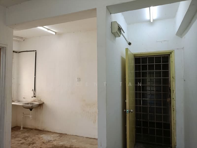 Apartment for Rent at Bukit Sentosa 1 - Vincent Tan - Interior - PropertyGuru.com.my