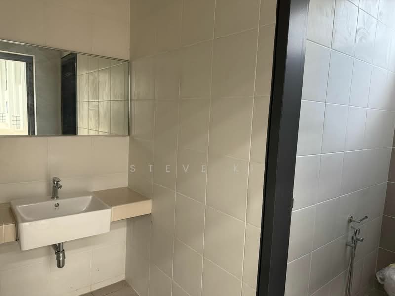 Taman Perindustrian Subang untuk Untuk Dijual - RM 7,965,000, Mac 2026 - Bathroom - PropertyGuru.com.my