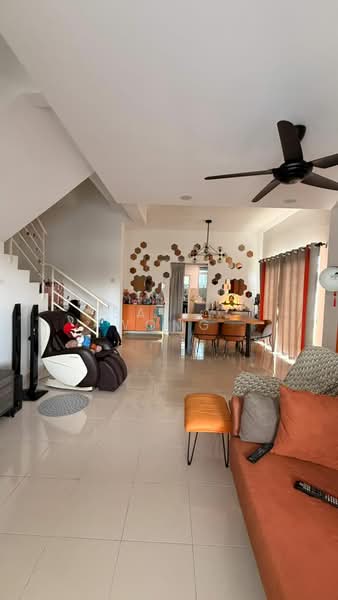 Alam Sanctuary @ Taman Alam Putra untuk Untuk Dijual - RM 650,000, Apr 2026 - Living Room - PropertyGuru.com.my