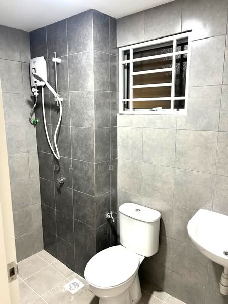 Residensi Sateria untuk Untuk Disewa - RM 1,500 /bulan, Mac 2026 - Bathroom - PropertyGuru.com.my