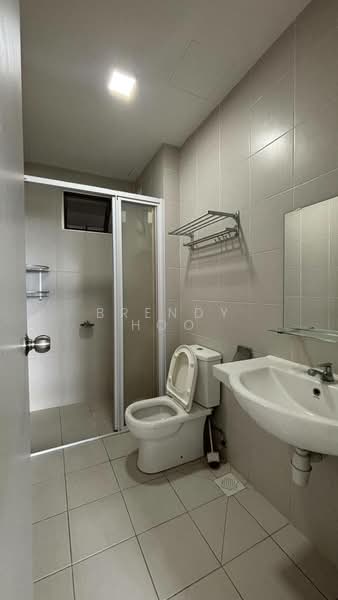 Service Residence for Sale at Meridin Bayvue Serviced Apartment - Brendy Hoo - Bathroom - PropertyGuru.com.my