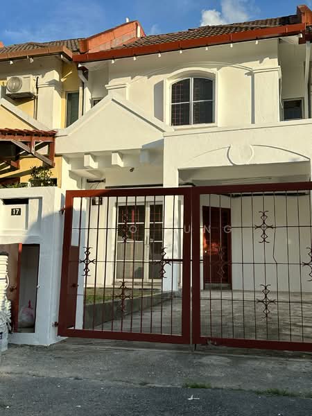 2-storey Terraced House for Sale in UEP Subang Jaya (Subang Jaya) - Hero Tung - Exterior - PropertyGuru.com.my